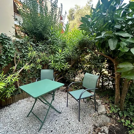 Apartment Avec Jardin